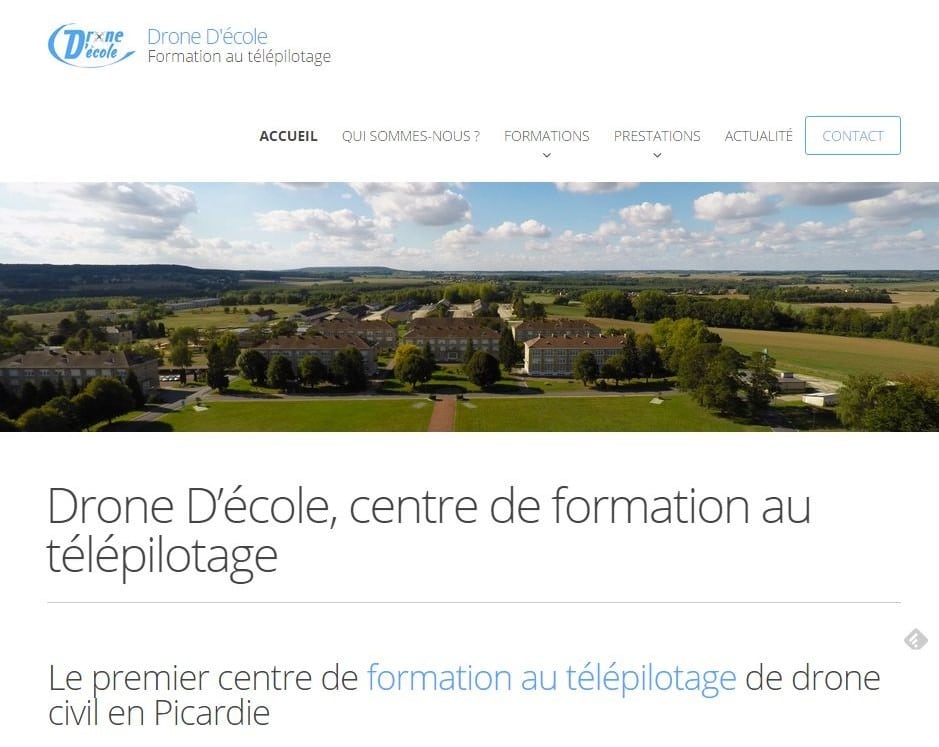 Capture de la home du site internet de Drone D'école Capture-home-Formation-telepilotage-dronedecole-anthedesign