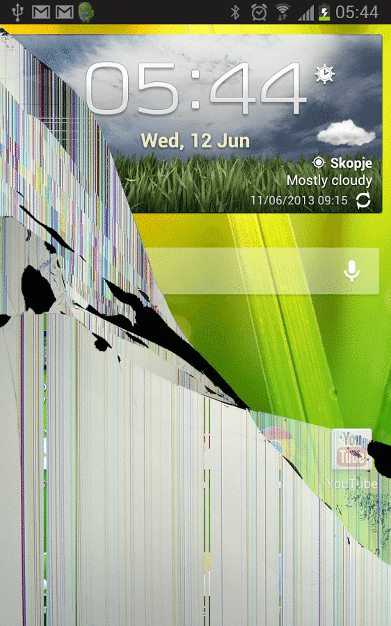 09 crack your screen prank 2