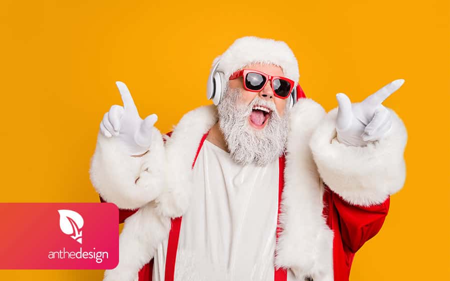 Congés de Noël : Père-Noël avec un casque audio qui chantea